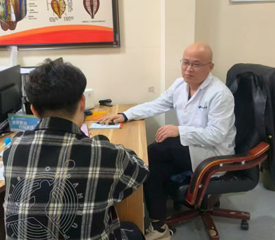 厦门市|男科医师高朋磊：守护男性健康，专业男科诊疗
